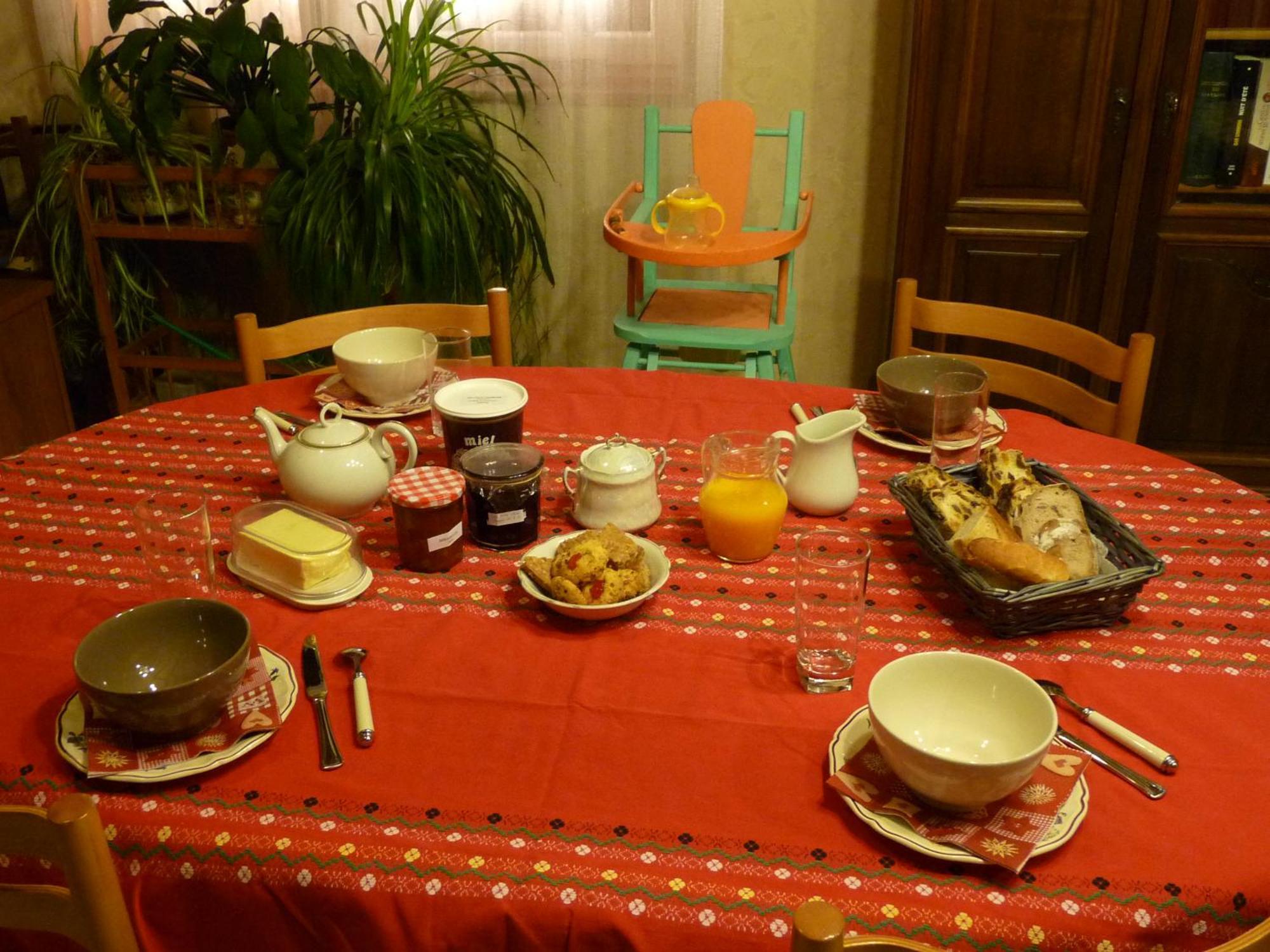 Bed and Breakfast Au Val Des Meuris Taintrux Esterno foto